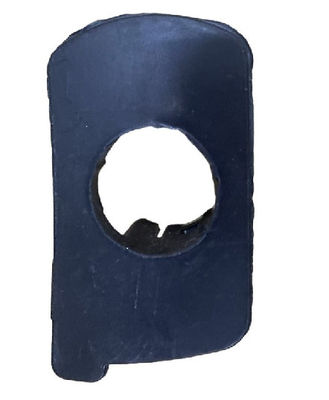 Pour le modèle 2017-21 Tesla Model 3 Porteur de capteur de stationnement du pare-chocs avant Noir 1088436-00-A