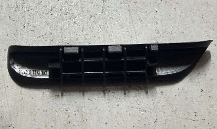 Le coffre arrière est équipé d'une poignée LH pour Tesla Model 3 2017-2023 1128968-00-C