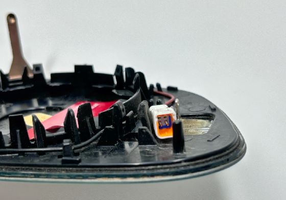 VERRE DE RÉTROVISEUR EXTÉRIEUR - NON ÉLECTROCHROME - PREMIUM - EXPORT - DROIT 1521796-00-A