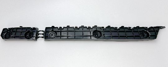 Le modèle Tesla S 2021+ RH est équipé d'un support de montage de pare-chocs arrière 115x42x4mm.